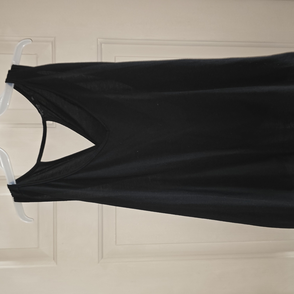 Black Sleeveless Top